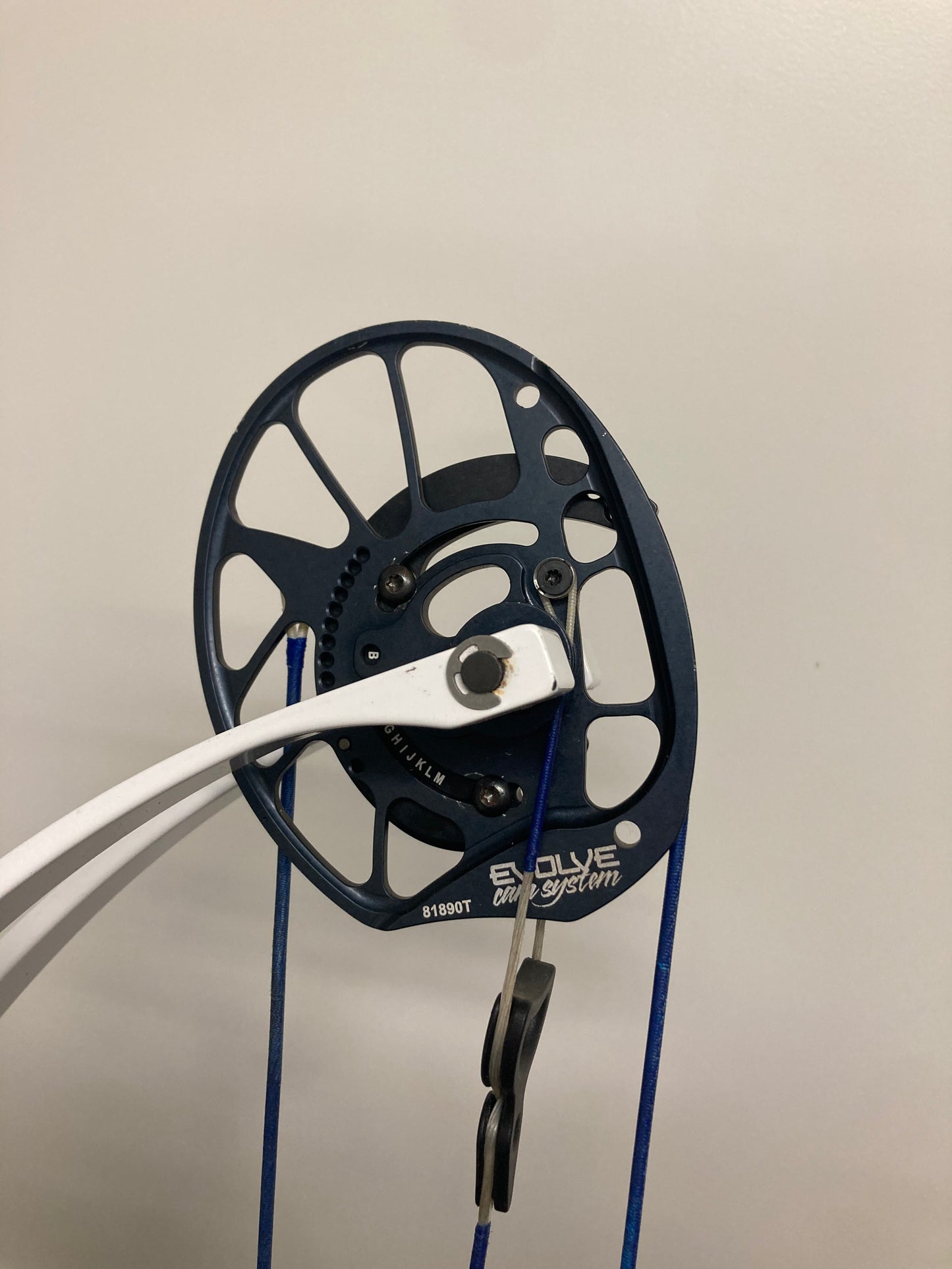 PSE Supra RTX 40 EM Compound Bow RH Blue 50-60 lbs - Used
