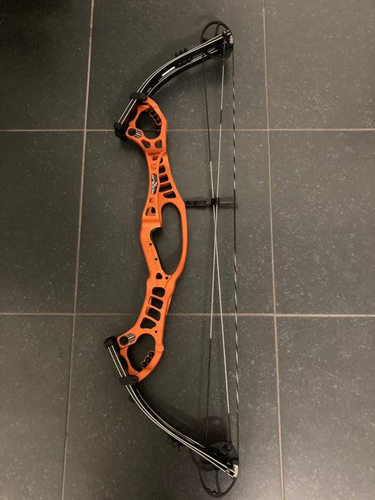 Hoyt Podium X Elite 37 Compound Bow RH Orange Spiral Pro #4 50-60 lbs - NEW (1.1)