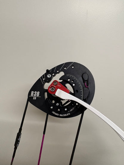 Bowtech Reckoning 36 SD Gen2 Compound Bow RH Illusion Green 50-60 lbs Incl. 40 arrows - Used