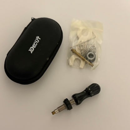 Decut Janus Plunger Button Black - Show Model (#OR85)