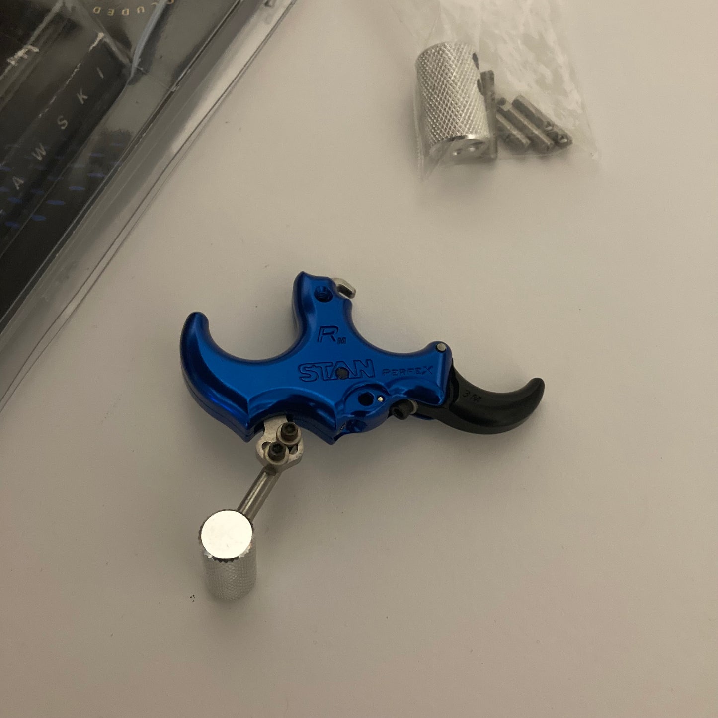 Stan Perfex Short Neck Resistance Release Aluminium Size M - Show Model (#221)