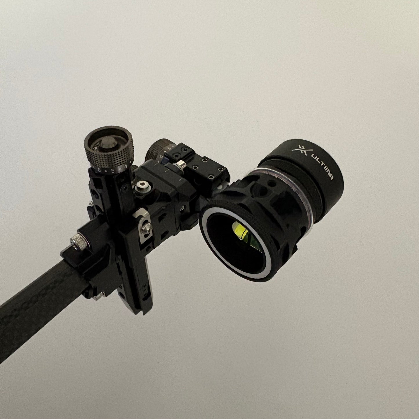 Shibuya Ultima CP Pro Compound Sight LH Black 400-6 inch Incl. Okulus Scope - Show Model