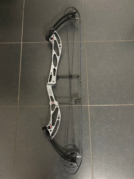PSE Supra Focus 37 SE Compound Bow RH Platinum 50-60 lbs - Used