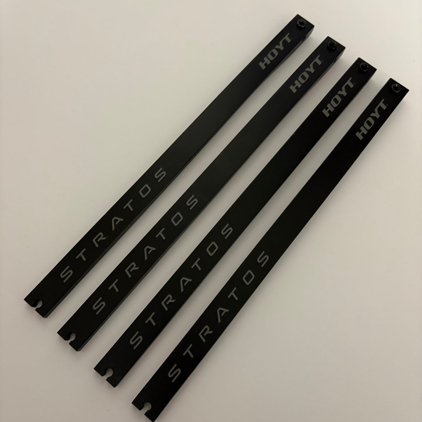 Hoyt Stratos Compound Limbs Deflection 131 Black - Show Model (#480)