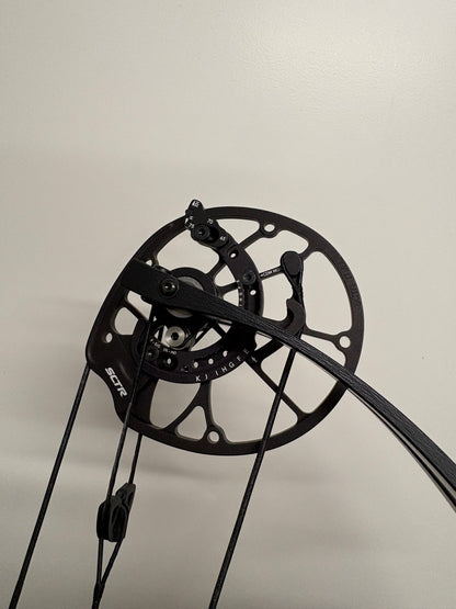 Hoyt Concept FX 34 Compound Bow RH Mr. Perfect Orange 40-50 lbs - NEW
