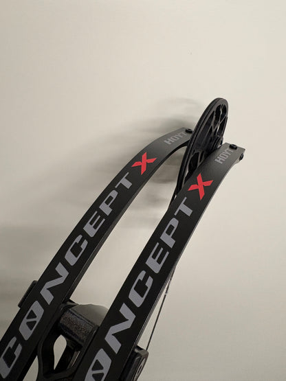 Hoyt Concept X 37 Compound Bow RH Skeeter 40-50 lbs - NEW