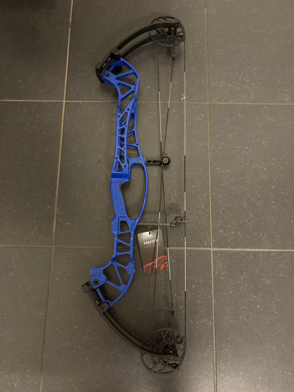 Hoyt Concept X 37 Compound Bow RH Impact Blue 50-60 lbs - NEW