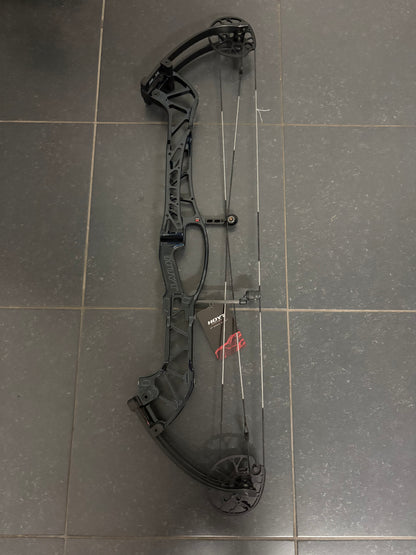 Hoyt Concept X 40 Compound Bow RH Blue on Black 40-50 lbs - NEW