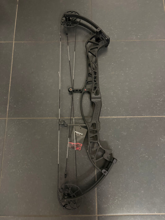 Hoyt Concept X 37 Compound Bow LH Black Out 50-60 lbs