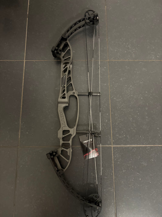 Hoyt Stratos 36 Compound Bow RH Slate SVX #4 40-50 lbs - NEW