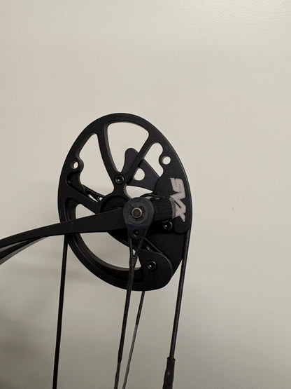 Hoyt Stratos 36 Compound Bow RH Slate SVX #4 40-50 lbs - NEW