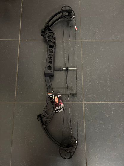 PSE Dominator Duo 35 S2 Compound Bow RH/LH Black 60-70 lbs - NEW