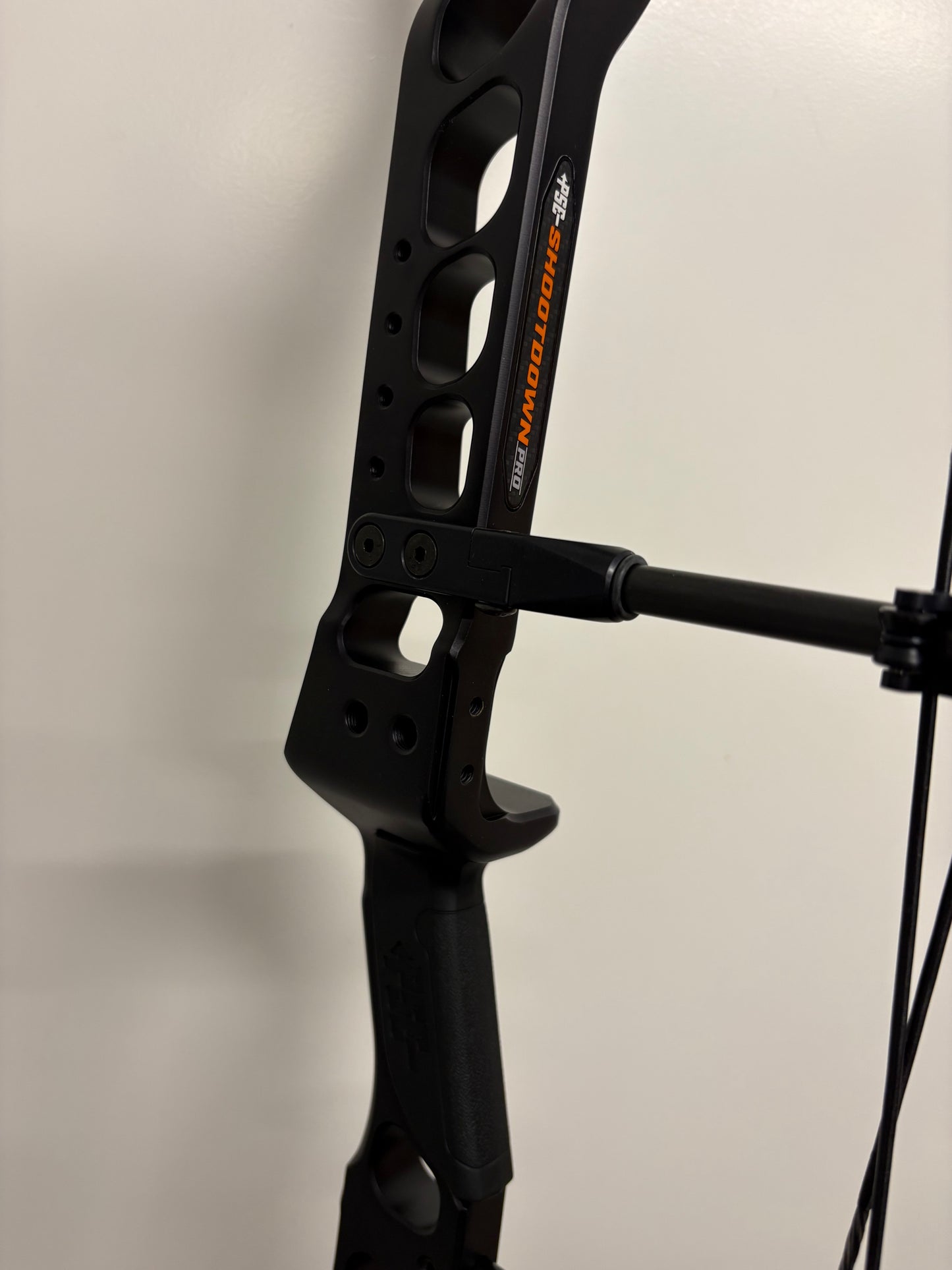 PSE Shootdown Pro M2 Compound Bow LH Black 50-60 lbs - NEW