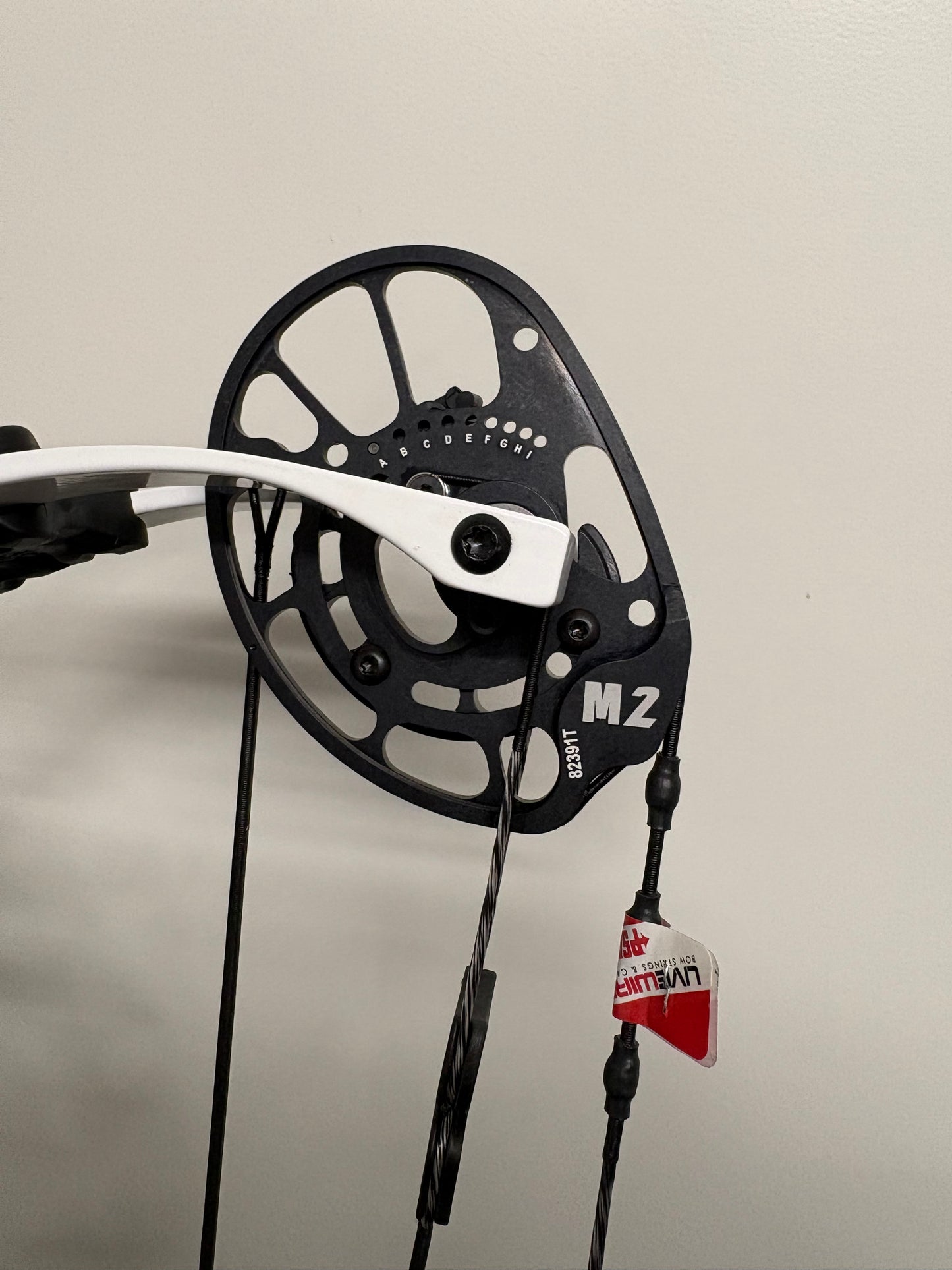 PSE Shootdown Pro M2 Compound Bow RH Navy Blue 50-60 lbs - NEW