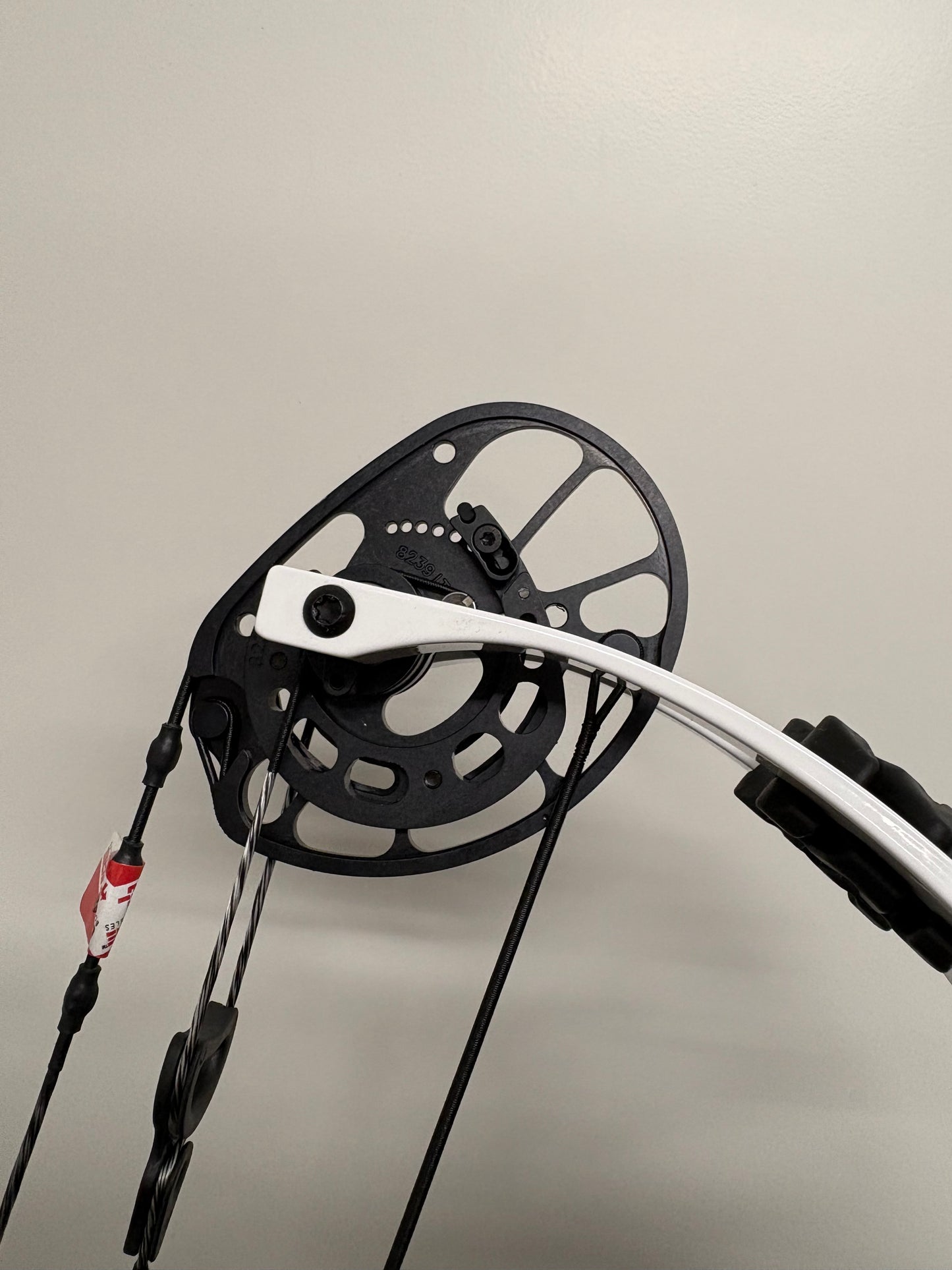 PSE Shootdown Pro M2 Compound Bow RH Navy Blue 50-60 lbs - NEW