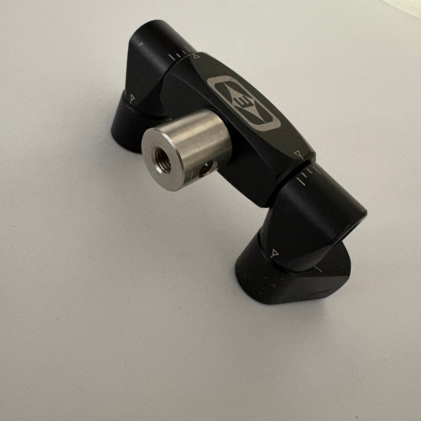 Easton Adjustable V-bar - Used (#R117)
