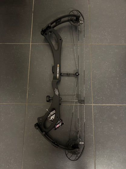 PSE Mach 35 Carbon DS EC2 Compound Bow RH Black 60-70 lbs - NEW