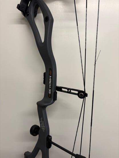 PSE Mach 35 Carbon DS EC2 Compound Bow RH Charcoal 60-70 lbs - NEW