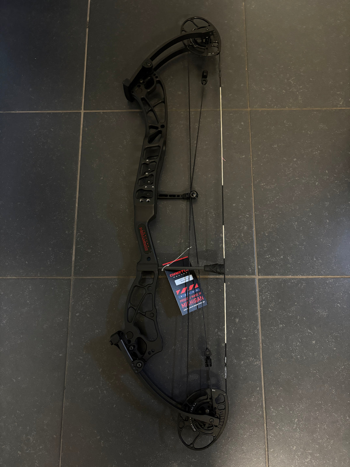 Darton Exodus Pro SD Compound Bow RH/LH Matte Black 50-60 lbs - NEW