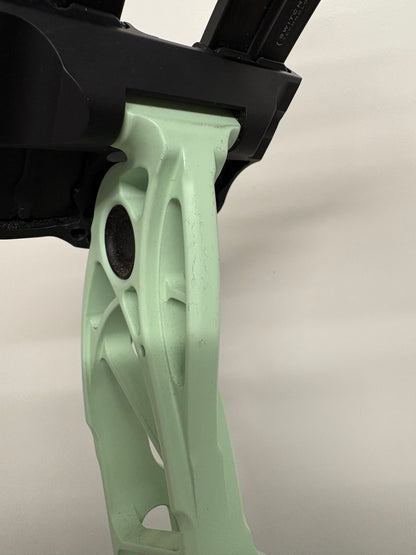 Mathews Title 38 G1 Compound Bow RH Mint - Used