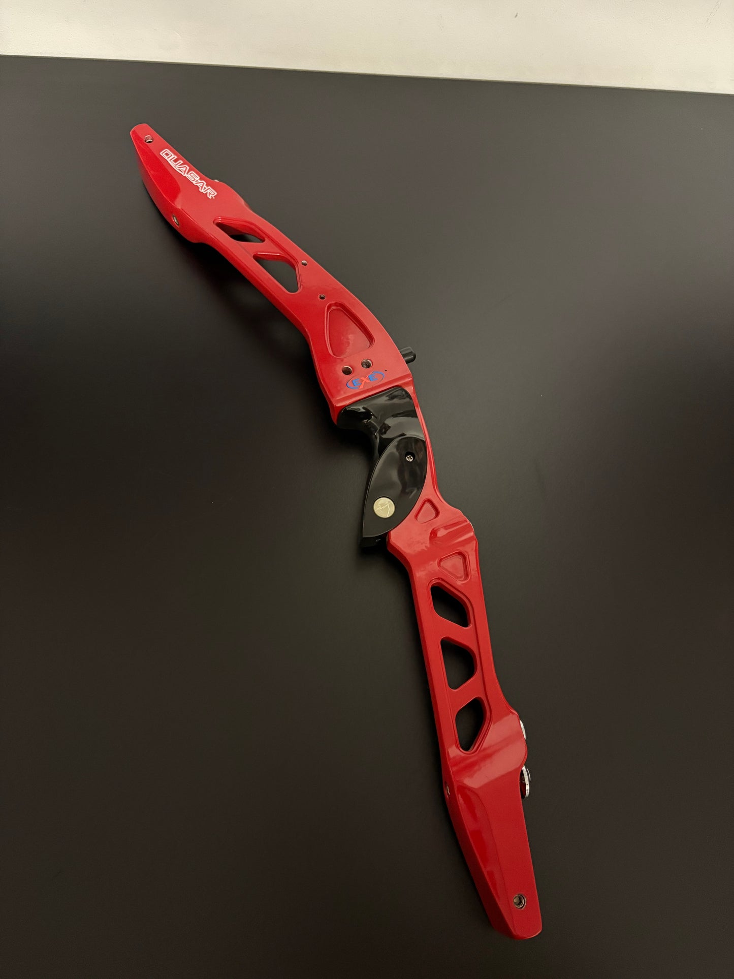 EXE Riser Quasar ILF RH Red 25'' - Show Model