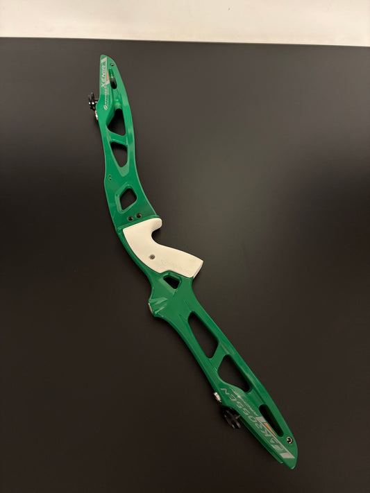Krossen Riser Xenia ILF RH Green 25'' - Show Model
