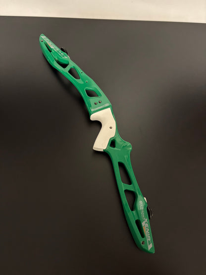 Krossen Riser Xenia ILF RH Green 25'' - Show Model