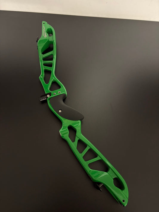 Sebastien Flute Riser Neo ILF RH Green 25'' - Show Model