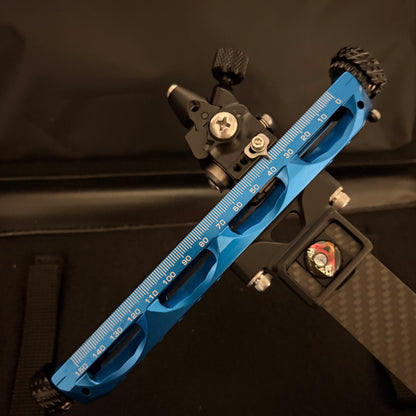 Axcel Achieve XP Recurve Sight RH Blue 9'' - Used (#OR64)