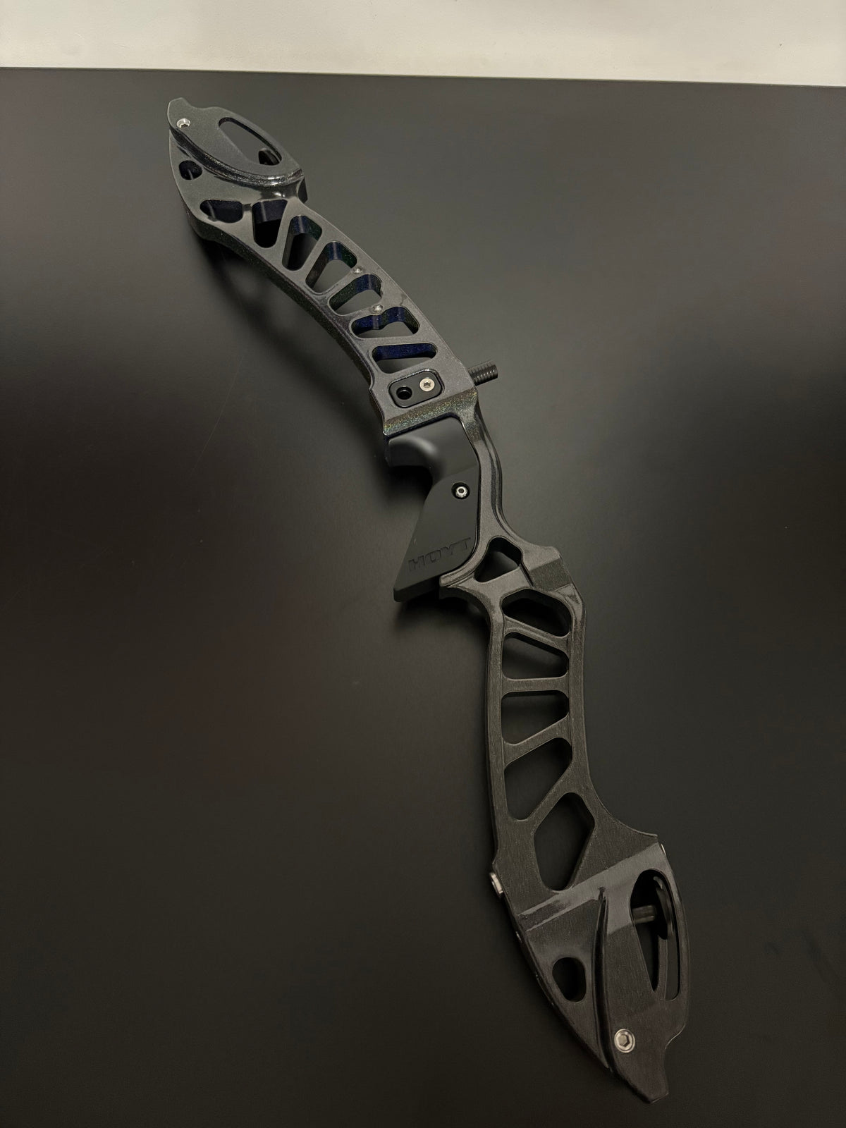 Hoyt Riser Exceed 2 ILF RH Skeeter 27 inch - Show Model