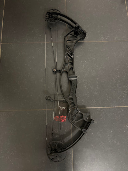 Hoyt Concept FX 34 Compound Bow LH Black Out 40-50 lbs - NEW