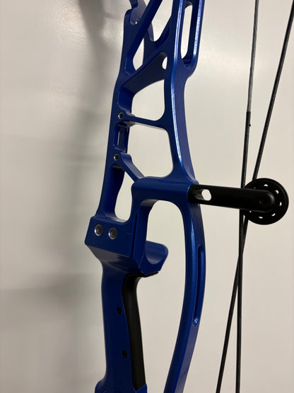 Hoyt Concept FX 34 Compound Bow LH Impact Blue 50-60 lbs - NEW