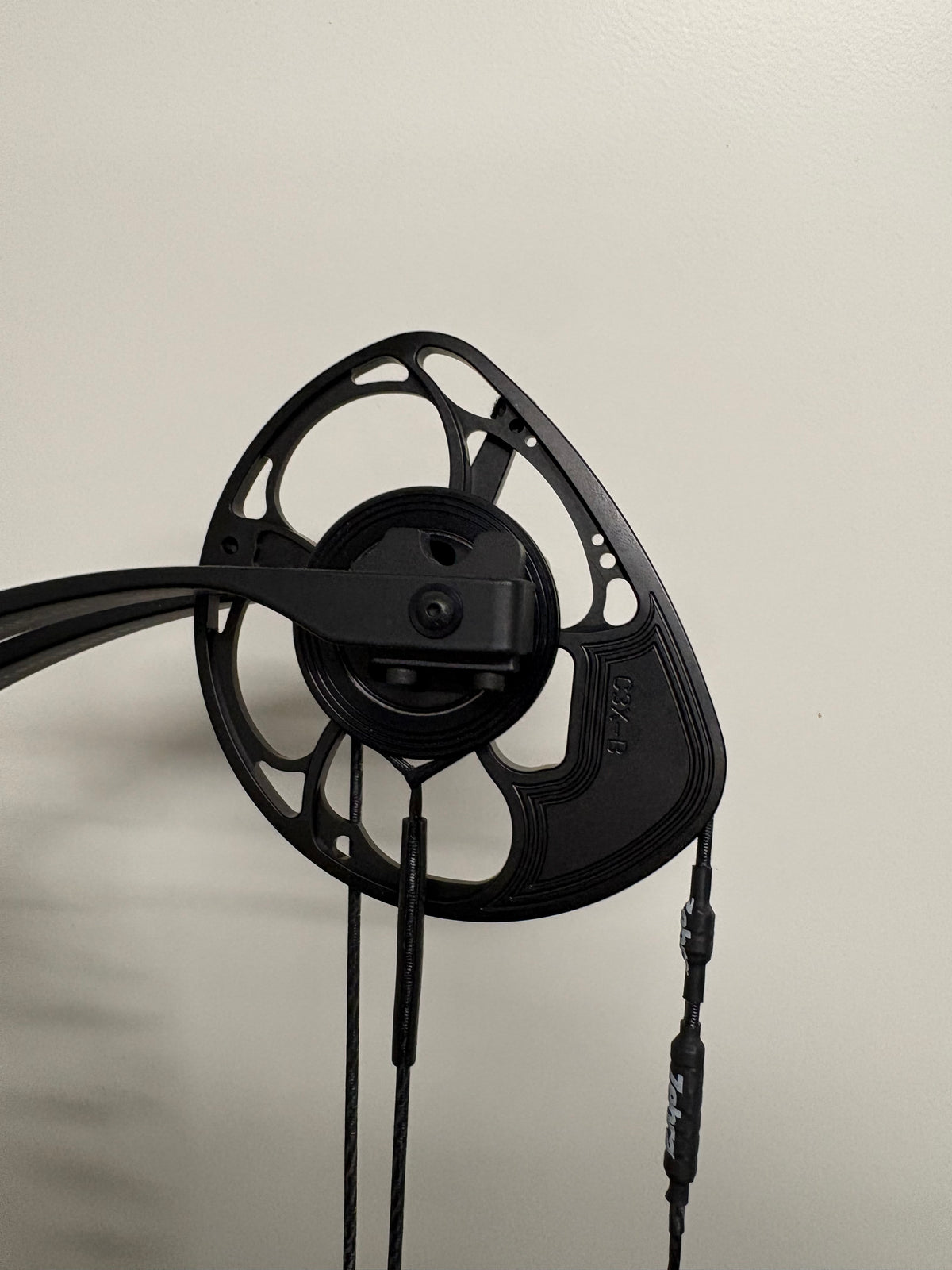 Mathews TRX 40 Compound Bow RH Stone 50-60 lbs - Used