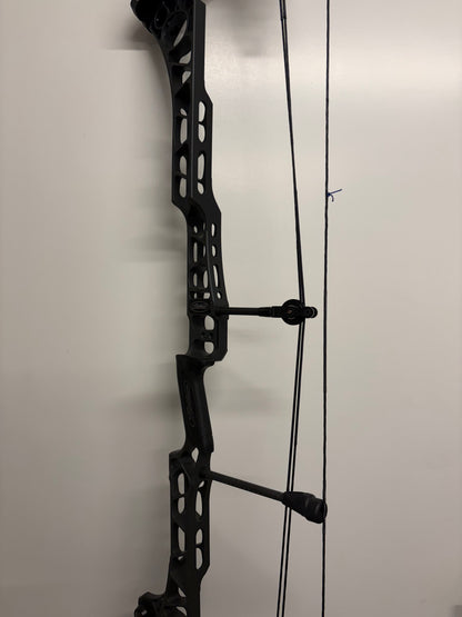 Mathews TRX 40 Compound Bow RH Stone 50-60 lbs - Used