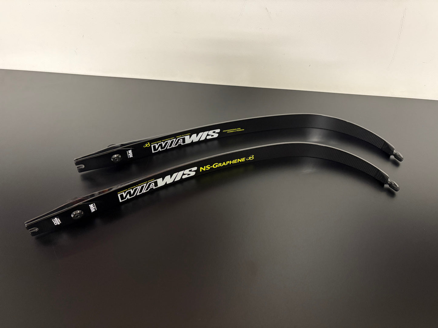 W&W Wiawis NS-Graphene Foam Limbs ILF 68-28 lbs - NEW (#301)