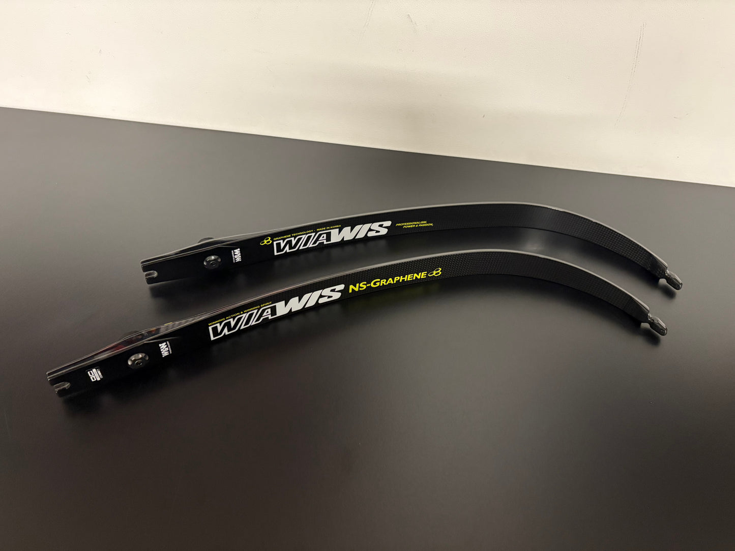 W&W Wiawis NS-Graphene Foam Limbs ILF 66-36 lbs - NEW (#302)