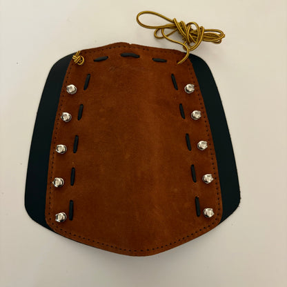 Neet Traditional Armguard Lace On - NEW (#562)