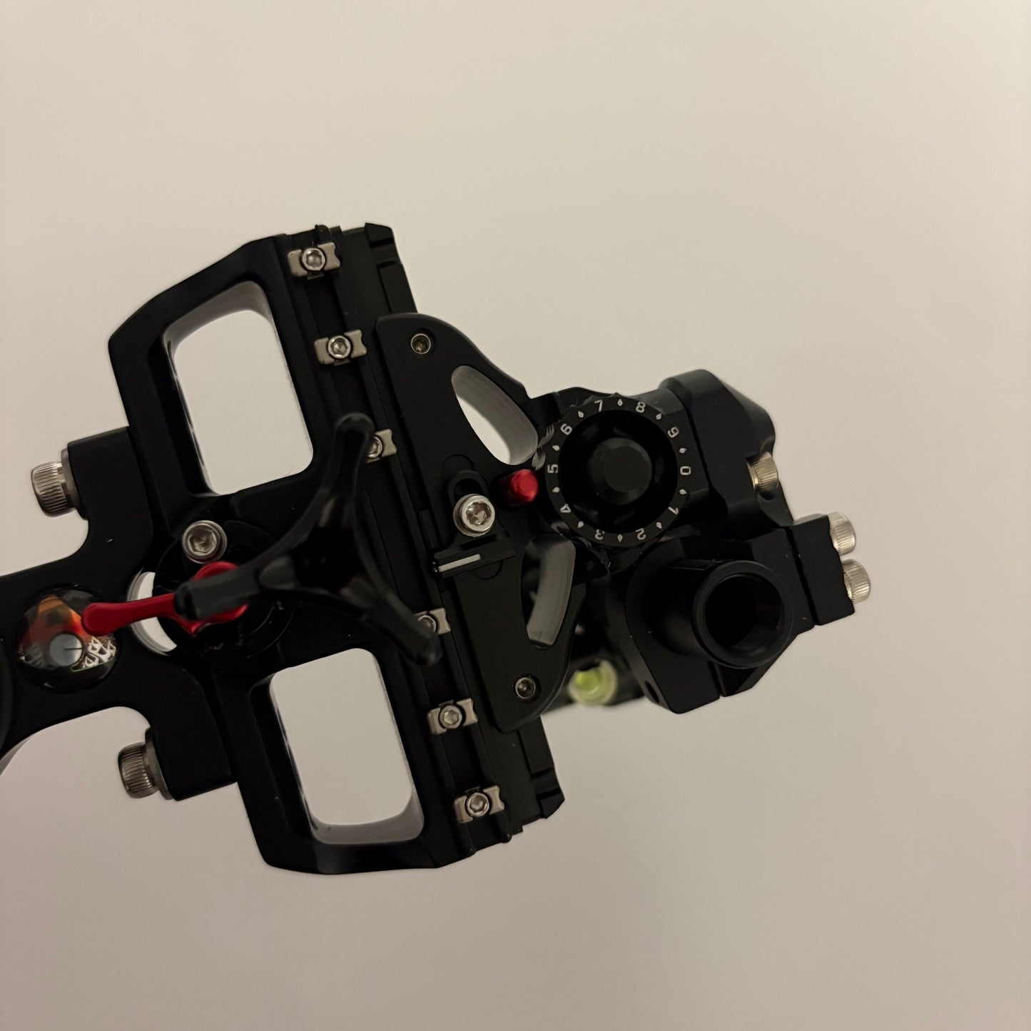 Axcel AccuTouch Plus HD Damper Sight RH Incl. AVX-31 Scope - NEW (#570)