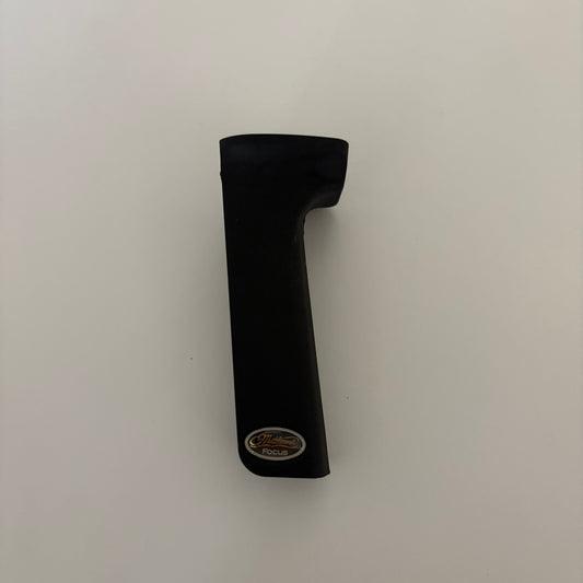 Mathews Focus Compound Grip RH Black - Show Model (#B40)