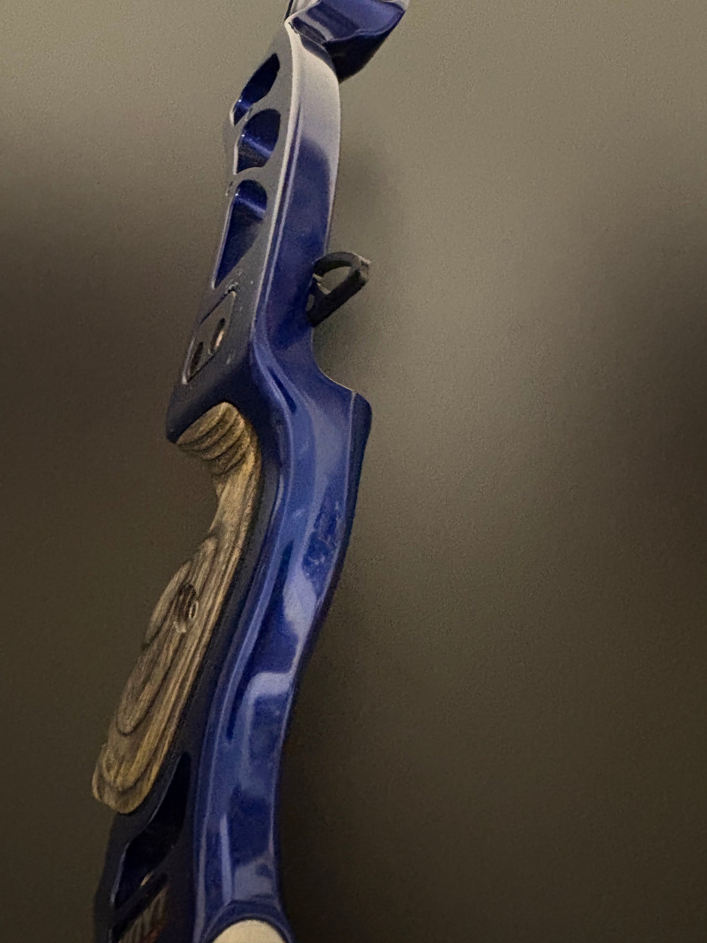 Hoyt Riser Faktor Formula RH Blue 25'' - Used