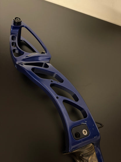Hoyt Riser Faktor Formula RH Blue 25'' - Used
