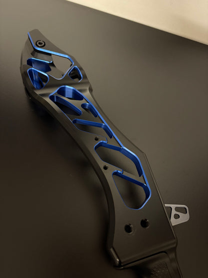 Kinetic Riser Invinso V2 Dual Color ILF RH Black/Blue 25'' - Used