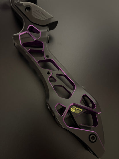 Kinetic Riser Invinso V2 Dual Color ILF RH Black/Purple 25'' - Used