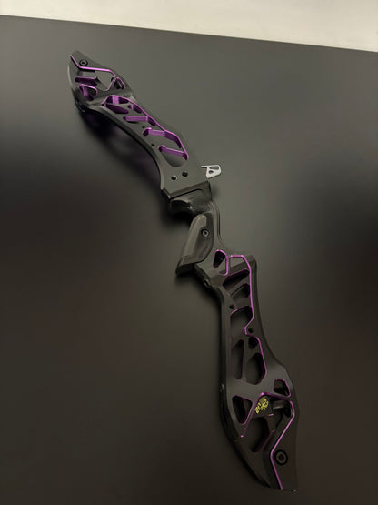 Kinetic Riser Invinso V2 Dual Color ILF RH Black/Purple 25'' - Used