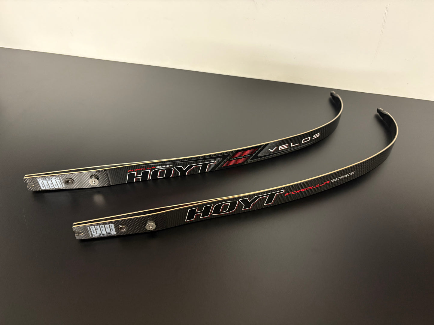 Hoyt Velos Formula Limbs Bamboo 70-30 lbs - Used (#277)