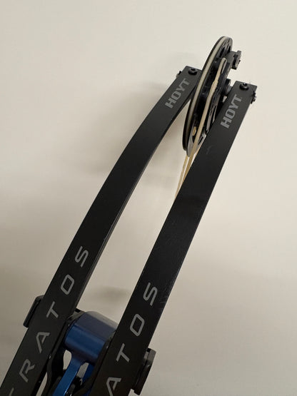 Hoyt Stratos 36 Compound Bow RH Cosmo Blue HBT #2 50-60 lbs - Used