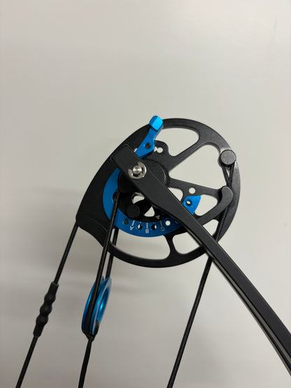 Topoint Serenity Compound Bow RH Blue 35-58 lbs - Used