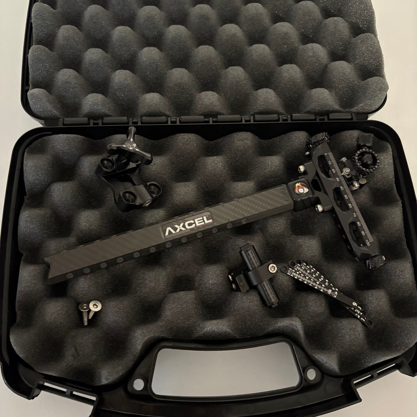 Axcel Achieve XP Compound Sight RH Black 9'' - Used (#OR26)