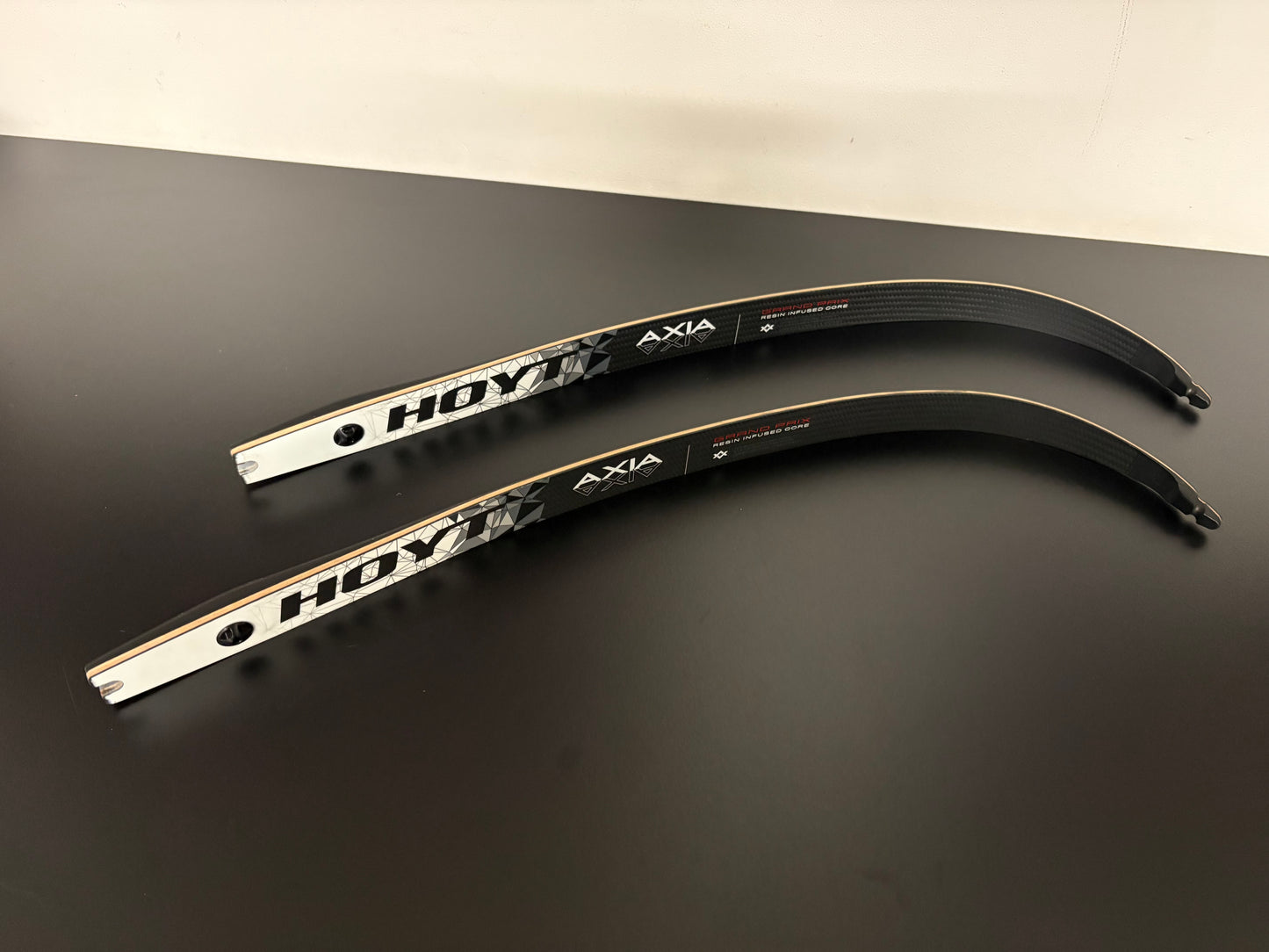 Hoyt Axia Limbs ILF Resin 70-34 lbs - Show Model (#361)