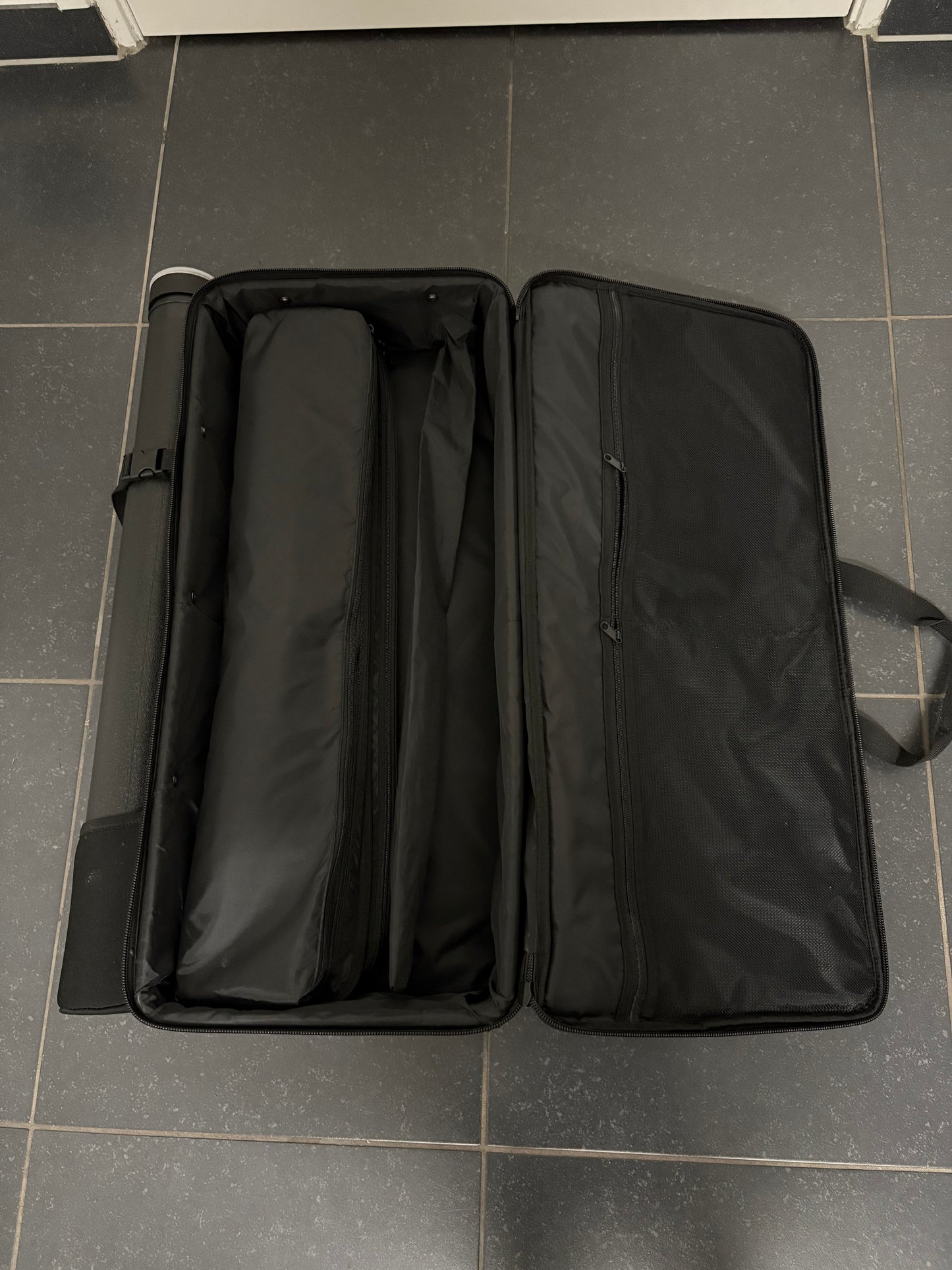 Avalon Classic Recurve Backpack Hard Shell - Used